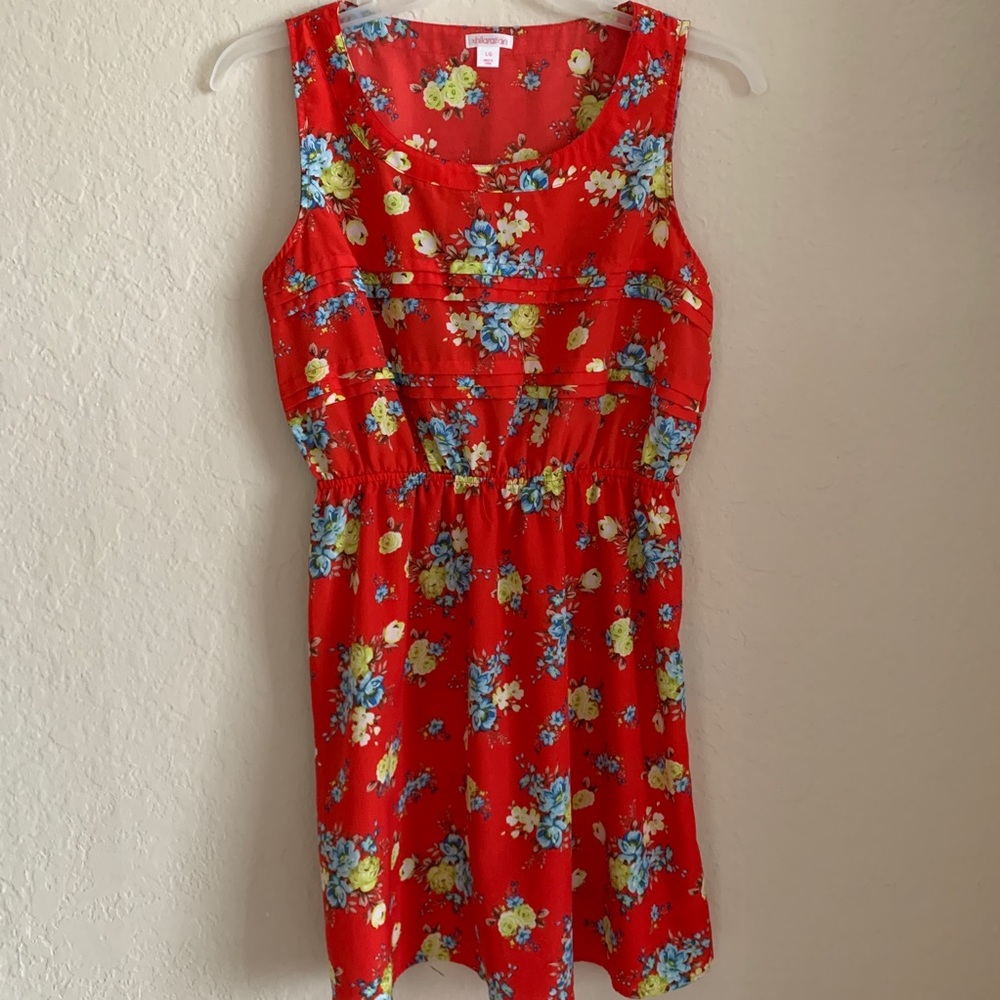 Coral floral dress. In great condition.